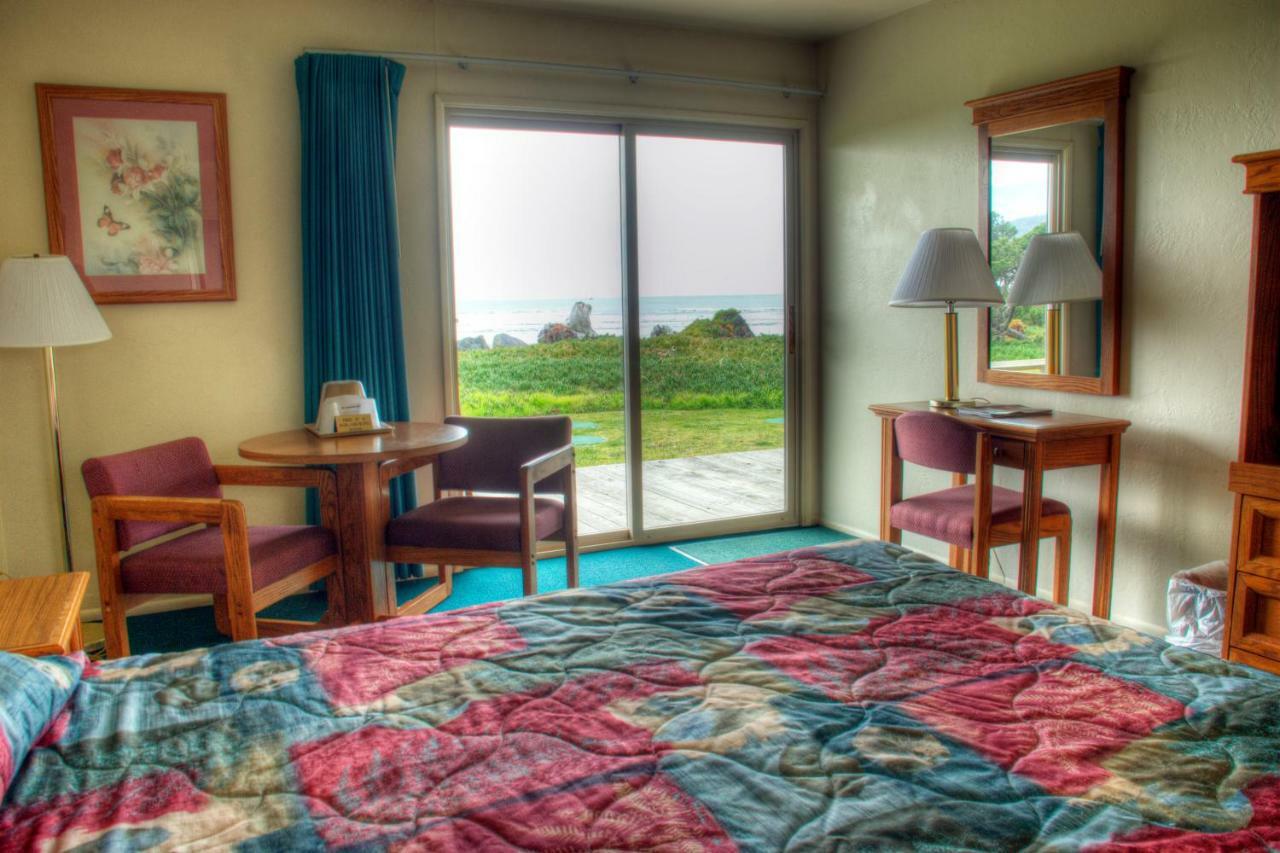 Crescent Beach Motel クレセントシティ エクステリア 写真