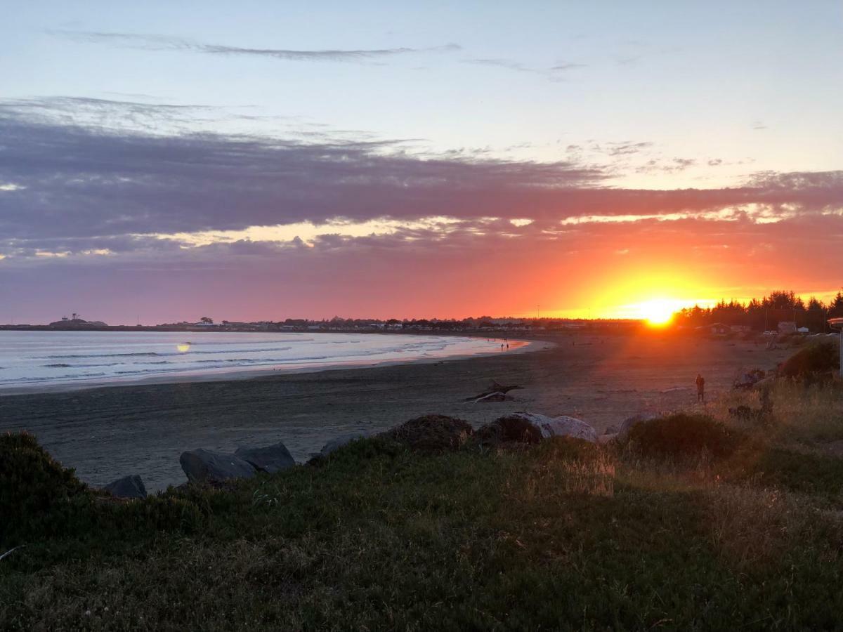 Crescent Beach Motel クレセントシティ エクステリア 写真