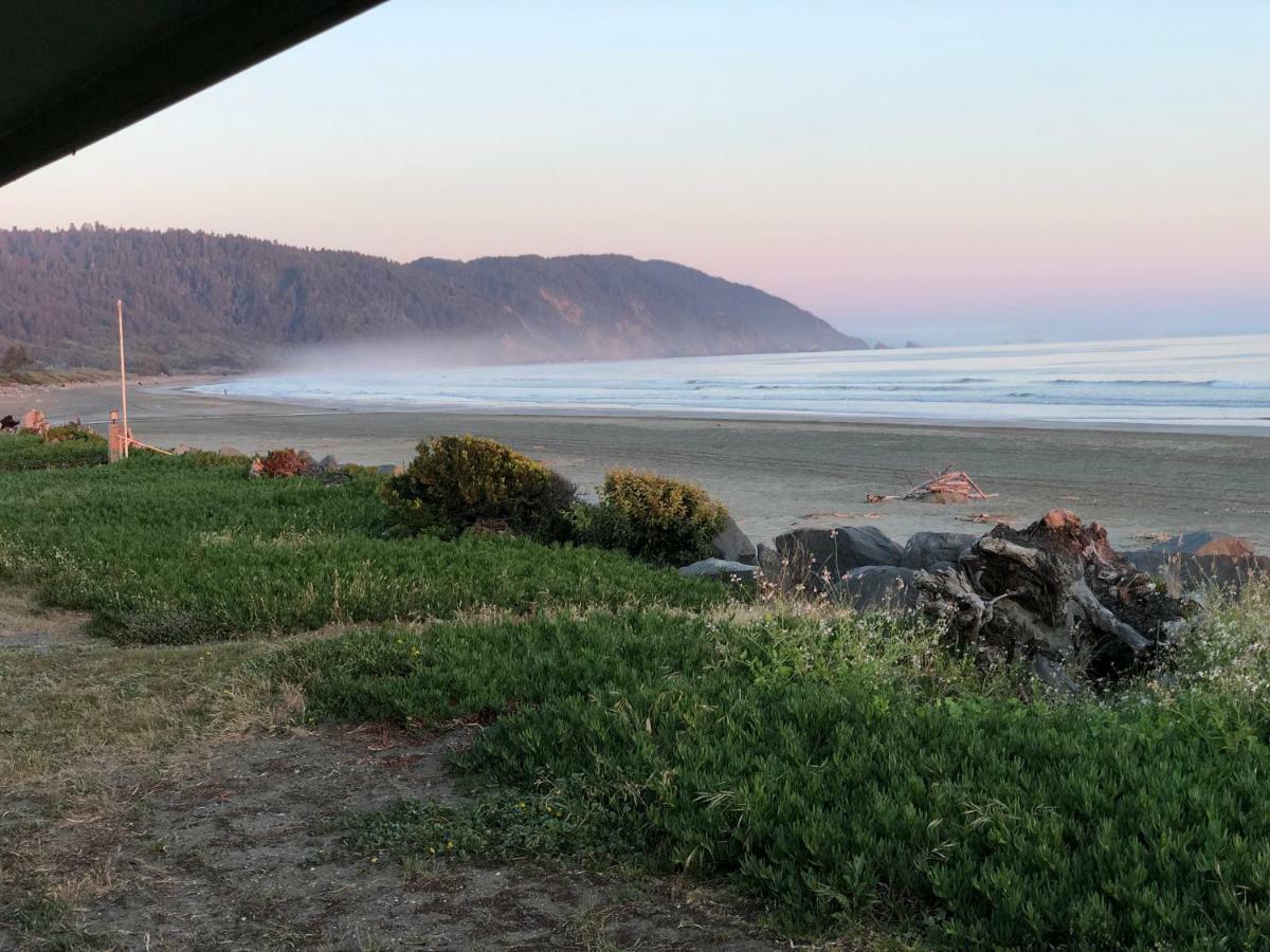 Crescent Beach Motel クレセントシティ エクステリア 写真